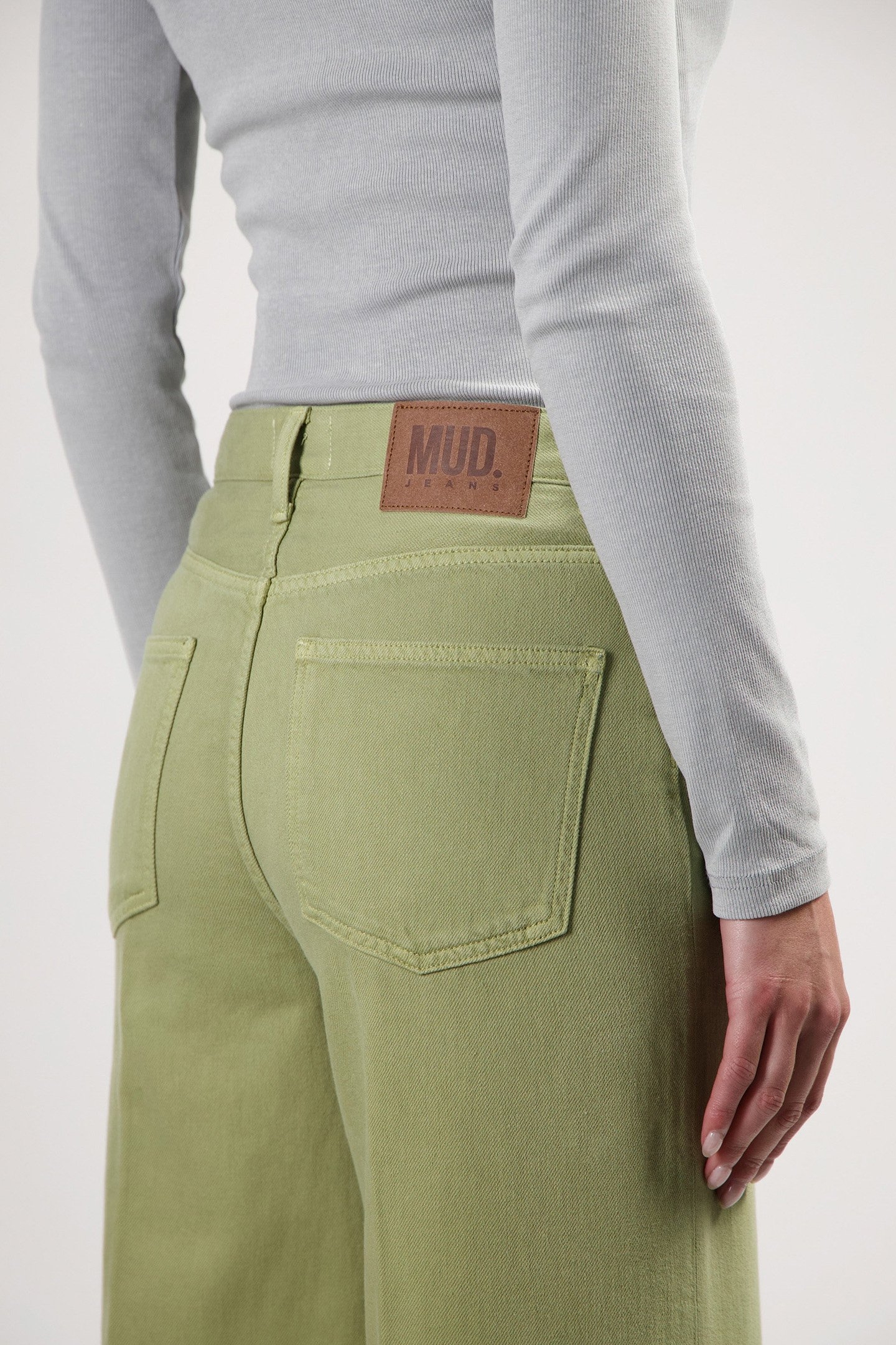 SARA HIGH LOOSE FLOW OLIVE 6