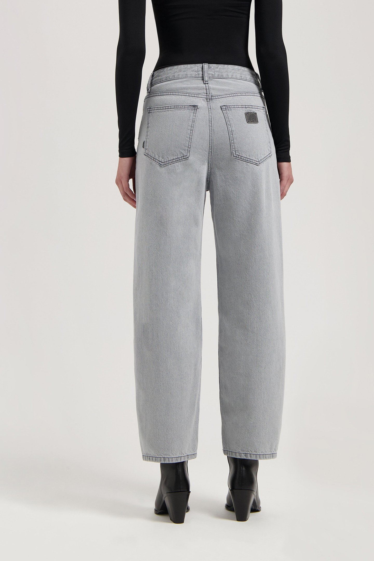 BROOKE HIGH BARREL LIGHT GREY 2