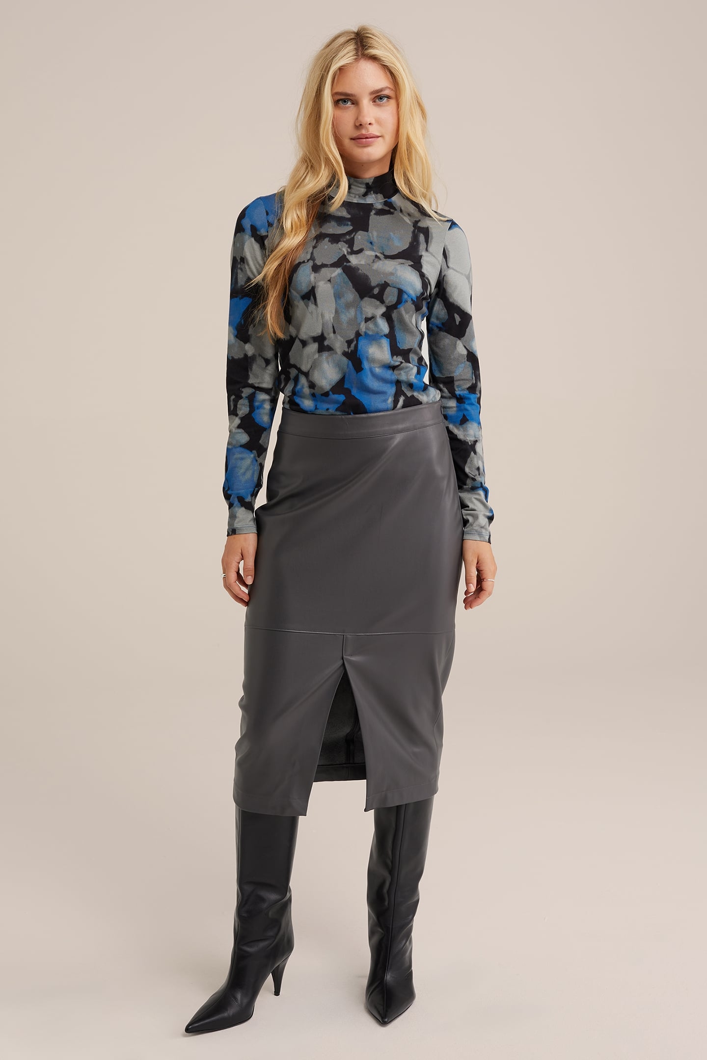 T-SHIRT BRIGHT BLUE 3