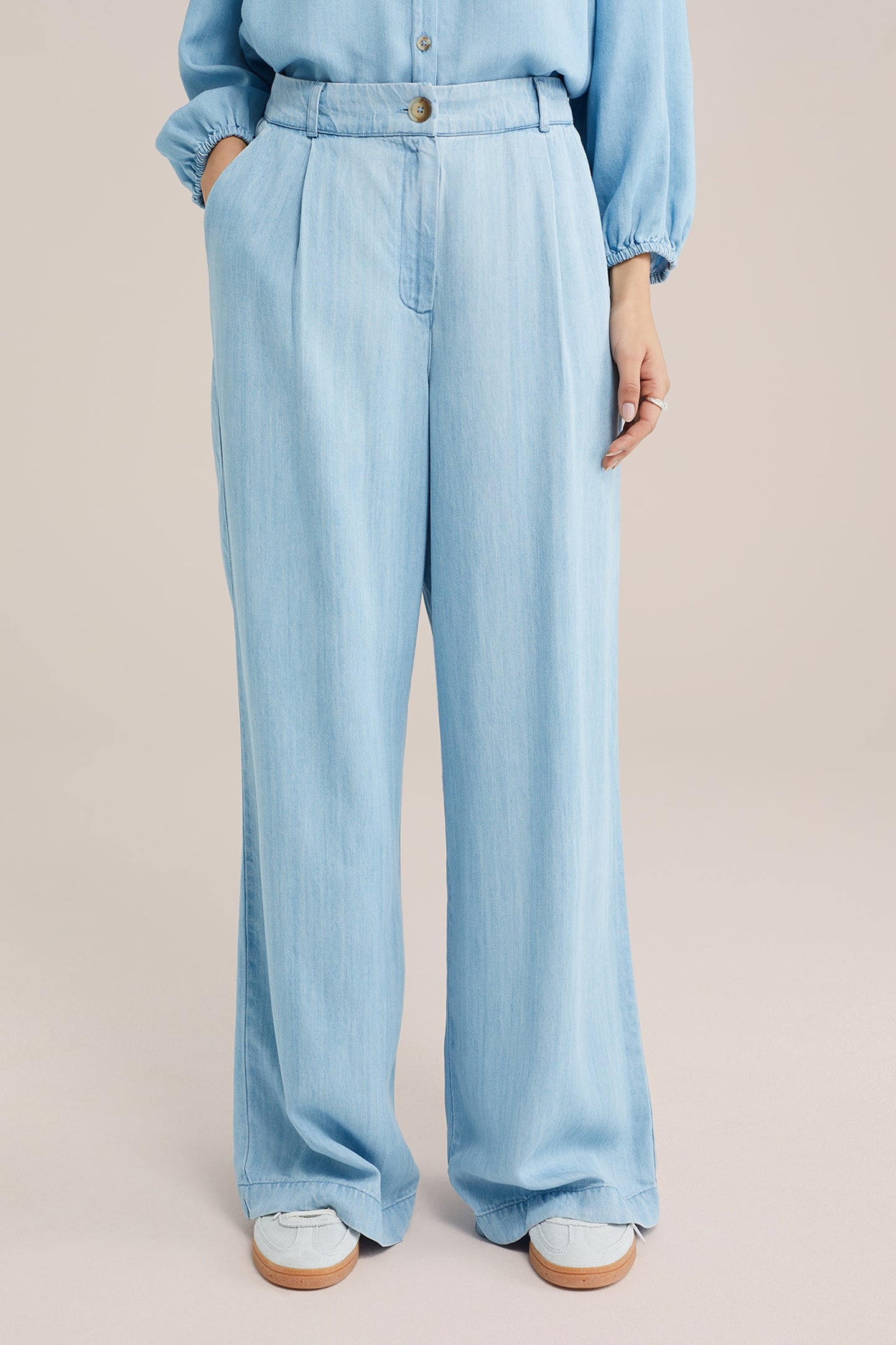 TROUSER LIGHT BLUE 1
