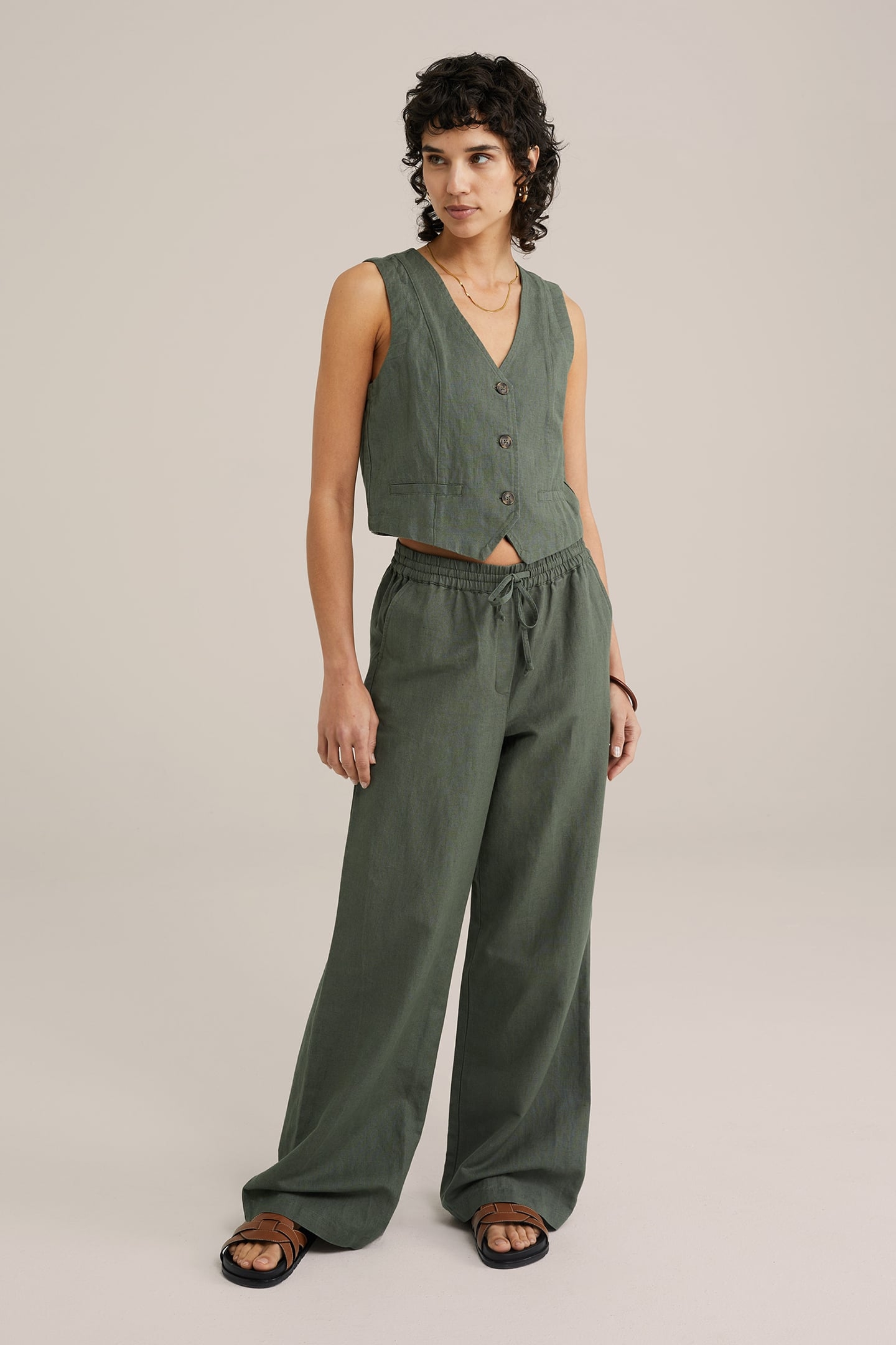 WAISTCOAT DARK GREEN 3