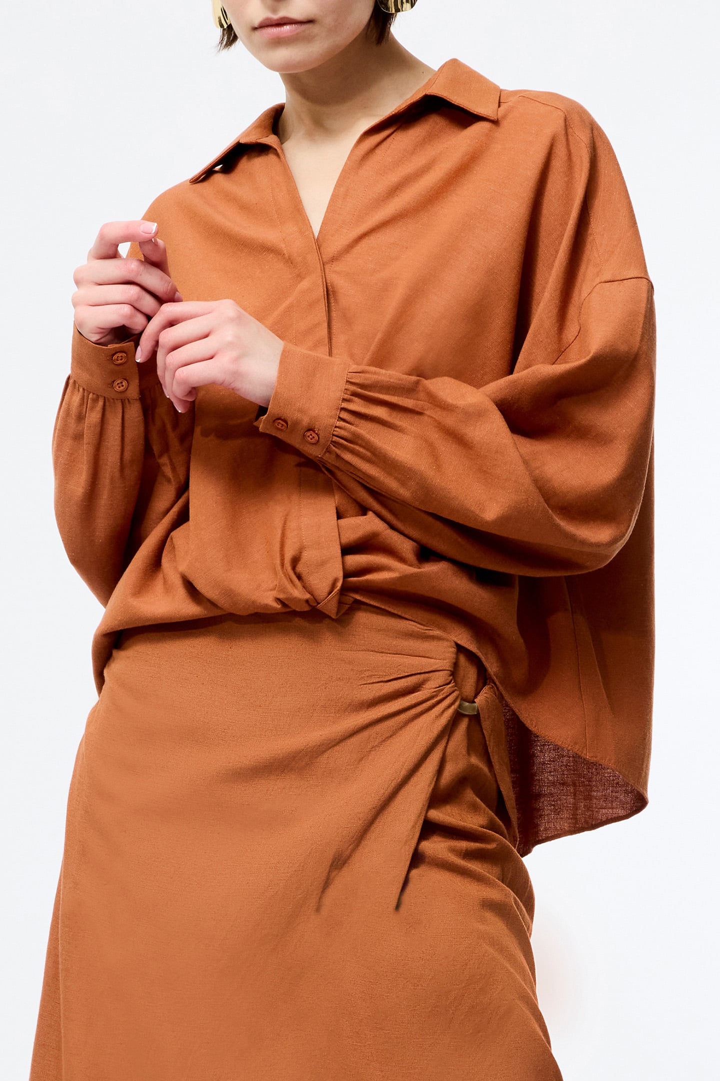 ARIETTE LIN BLENDLS TUCK SHIRT COFFEE BROWN 4