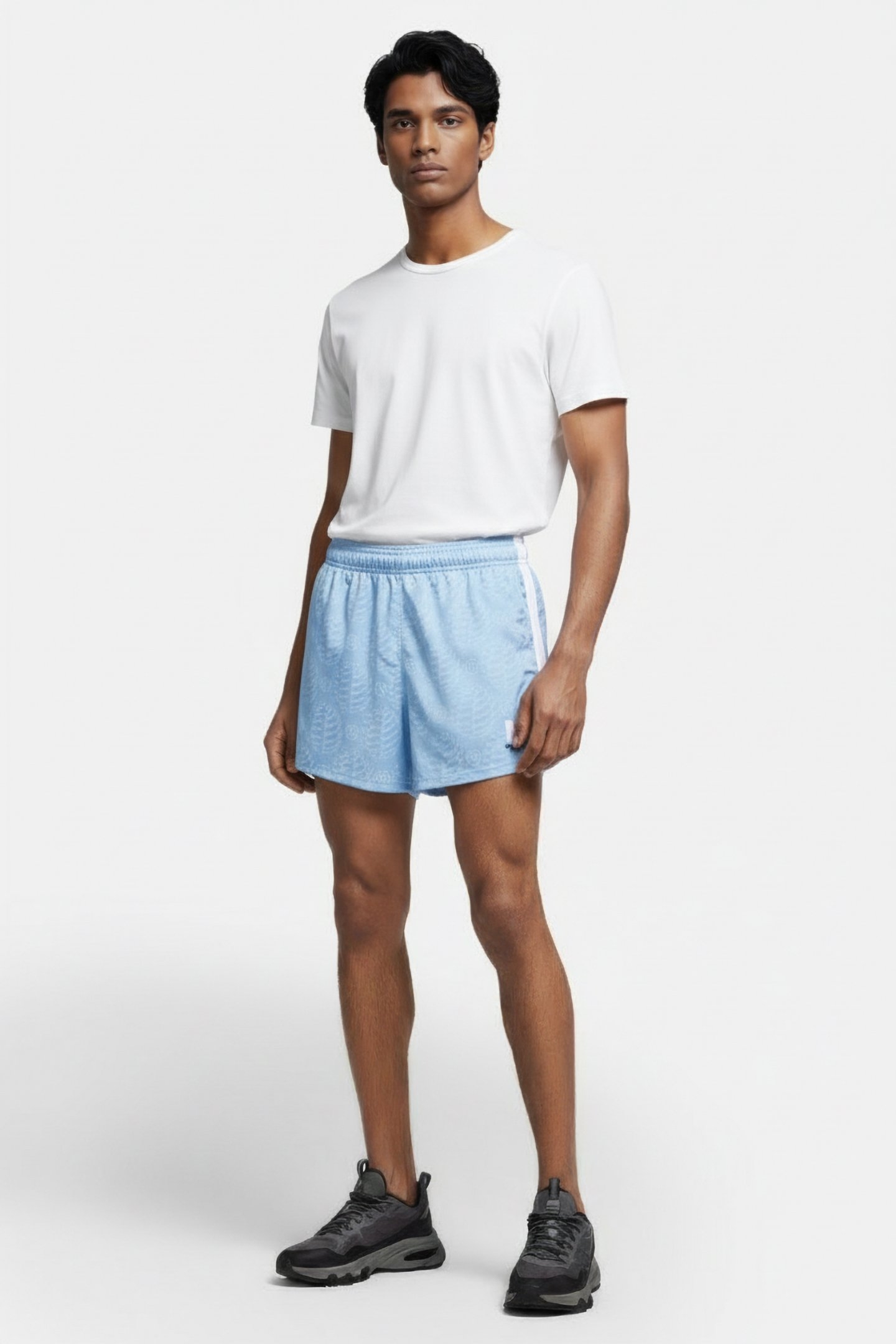 NIKE – MARTINE ROSE FOOTBALL SHORT LUCKY PSYCHIC BLUE/WHITE 1