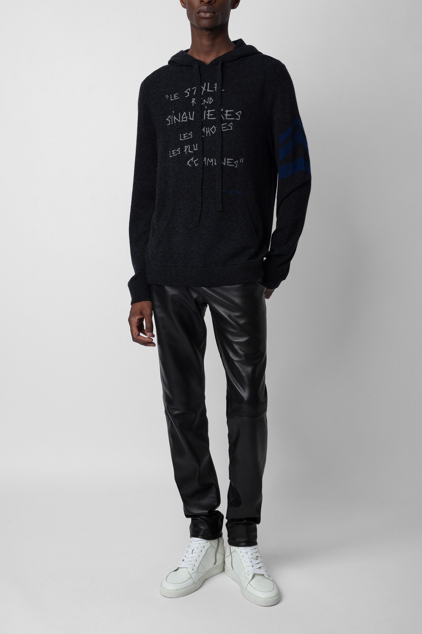 CLAY ENGRAVED WORDING SWEATER ANTHRACITE 2