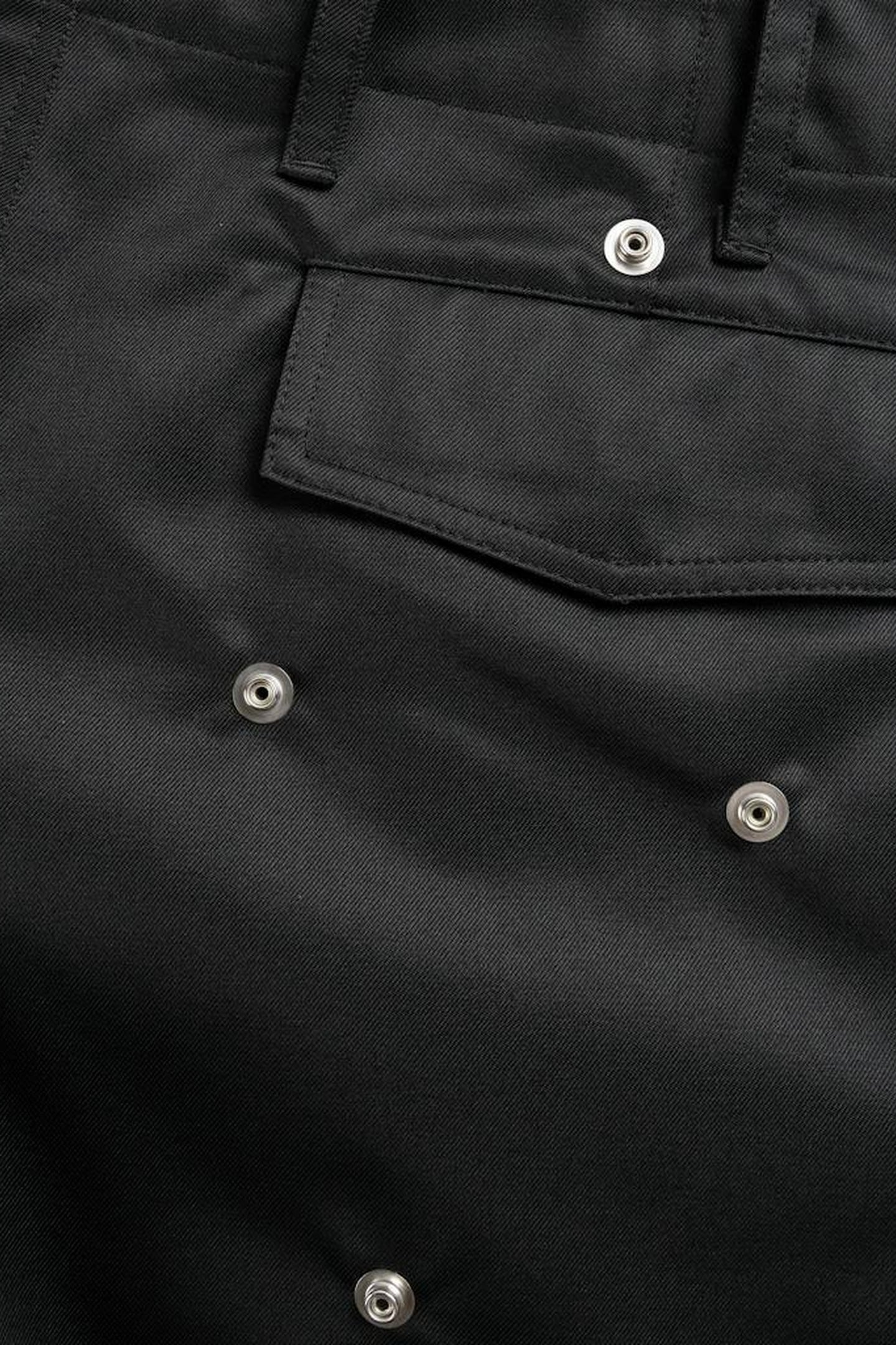 OLLY SHINDER – GARDINER SHORTS WITH STUDS BLACK 4