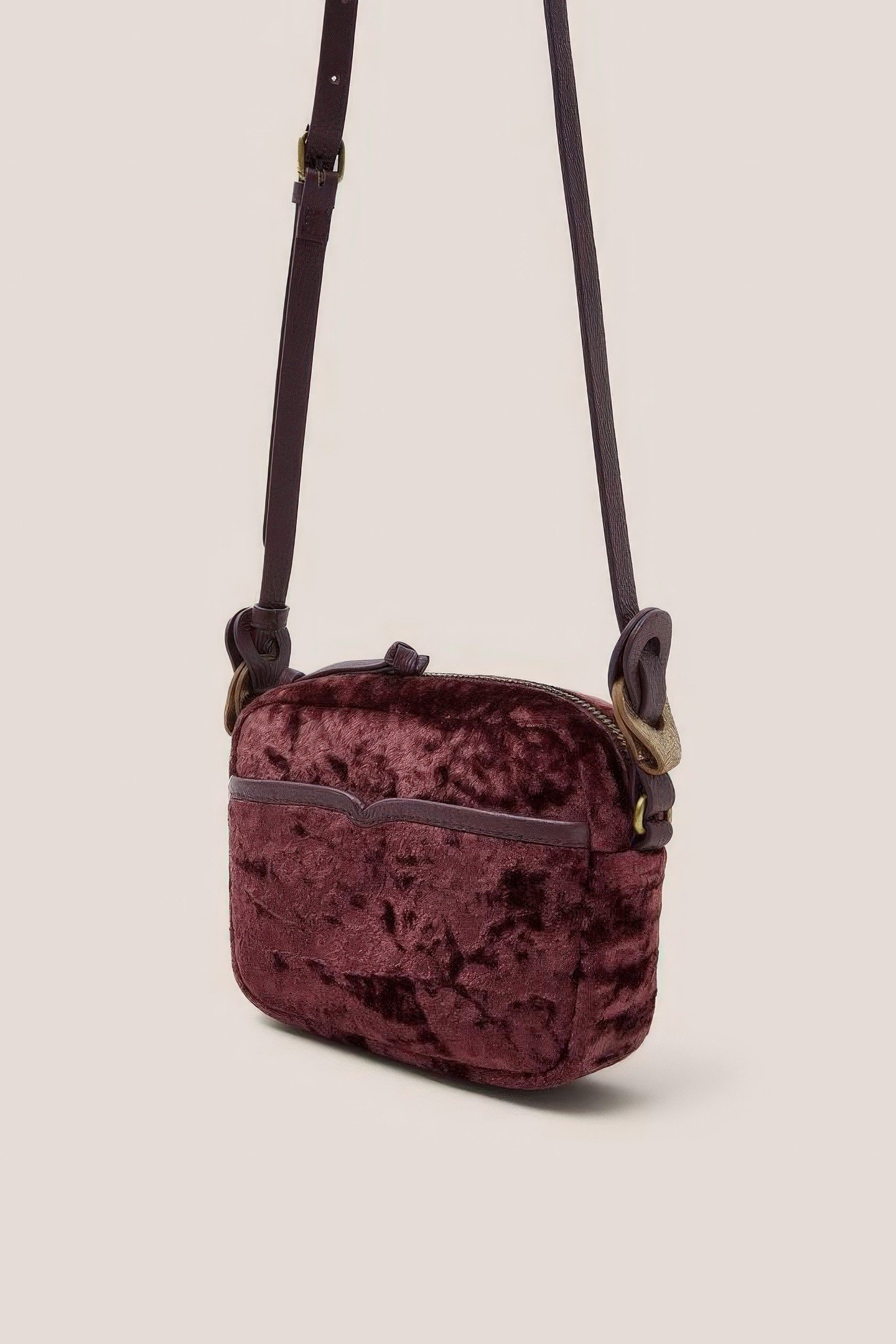 LEXI VELVET MINI CAMERA BAG DARK PLUM 3