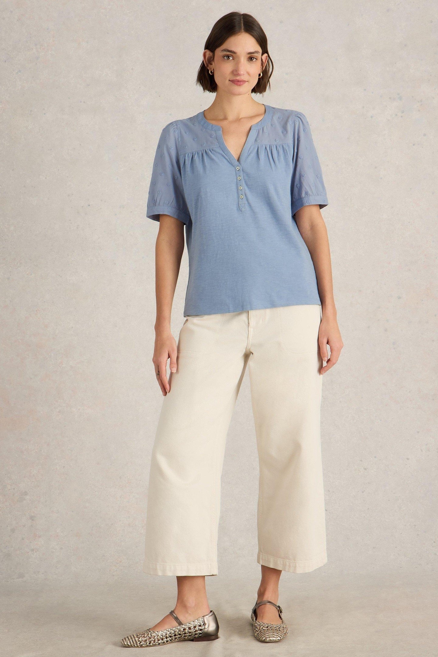 ELLIE BRODERIE TOP MID BLUE 1