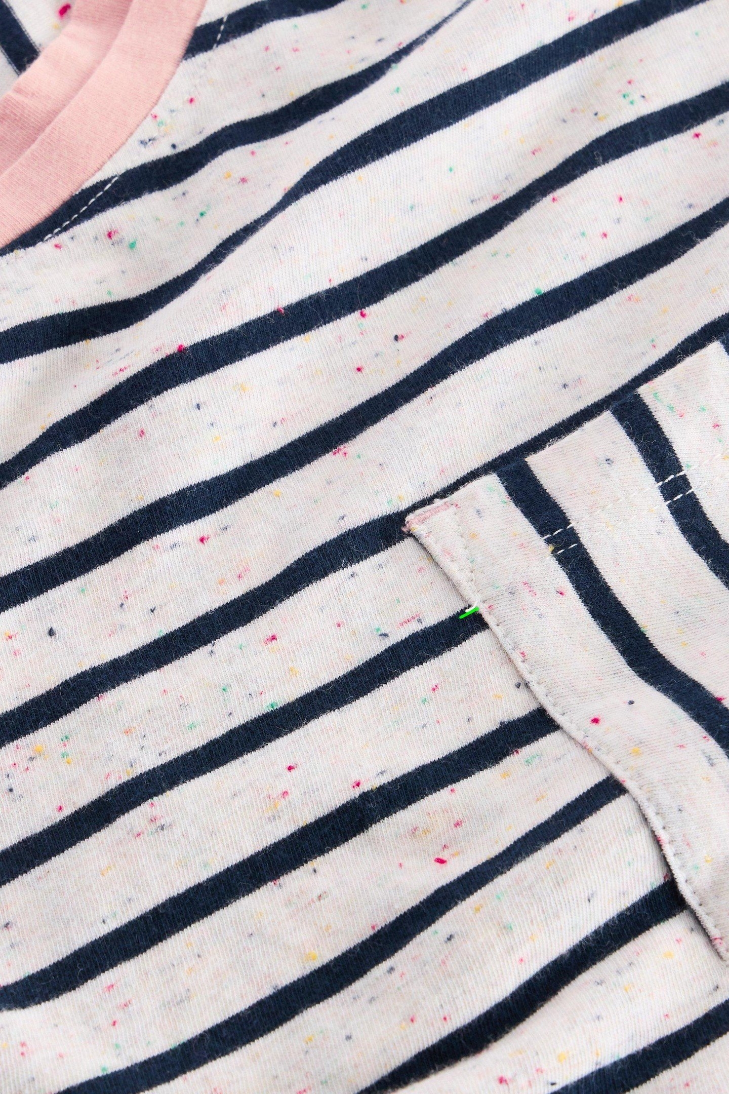 DANI TEE NAVY MULTI 4