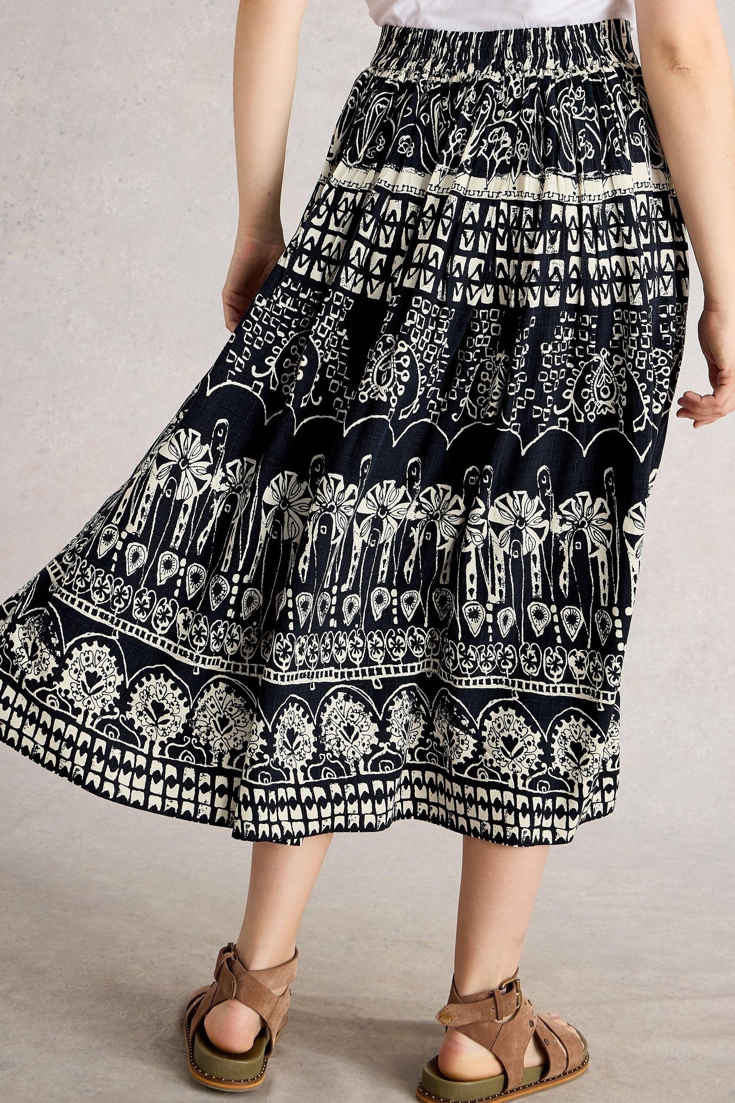 ABIGAIL MIDI SKIRT NAVY PRINT 2