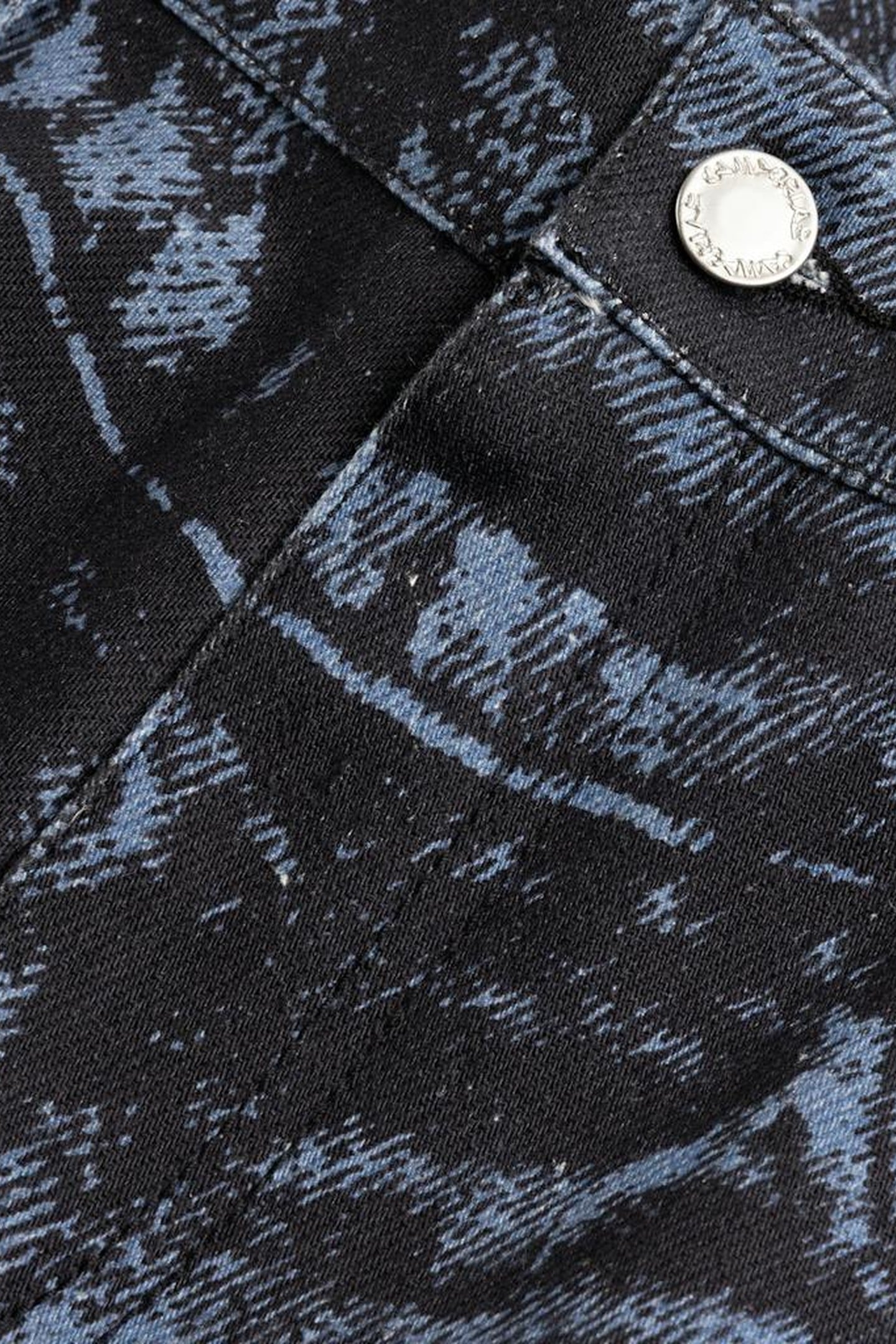 CAMPERLAB – DISTORTED DENIM SHORTS BLUE 3