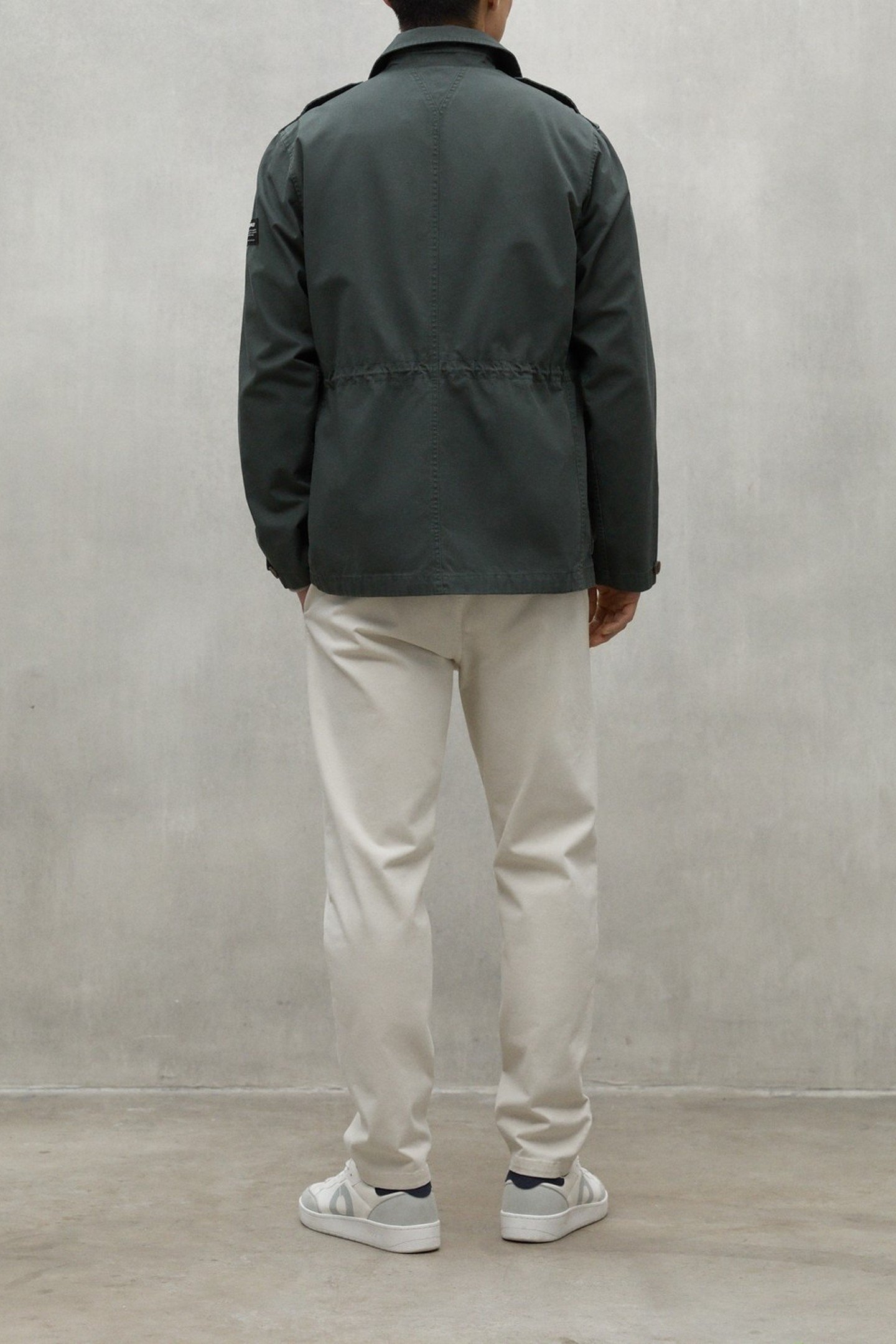 LAWUALF JACKET KHAKI 4