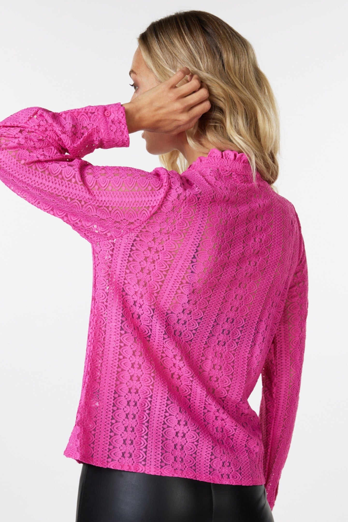 BLOUSE LACE RUFFLES PINK 3