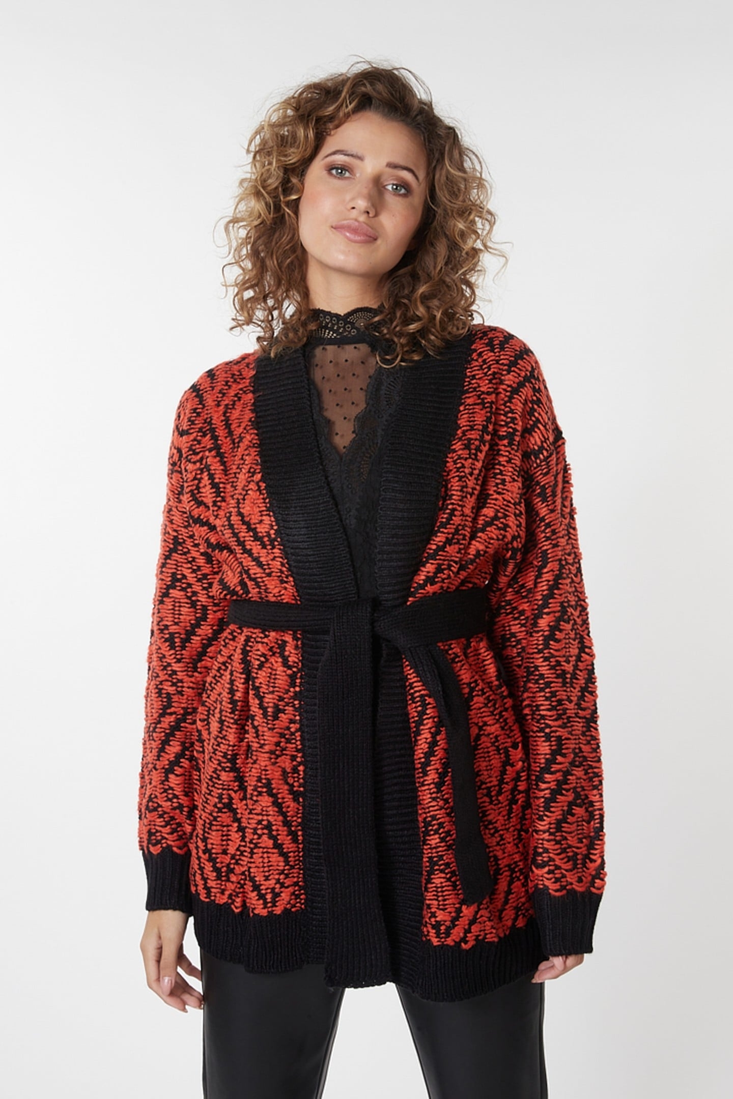 CARDIGAN 3D KNIT BLACK / RED 1