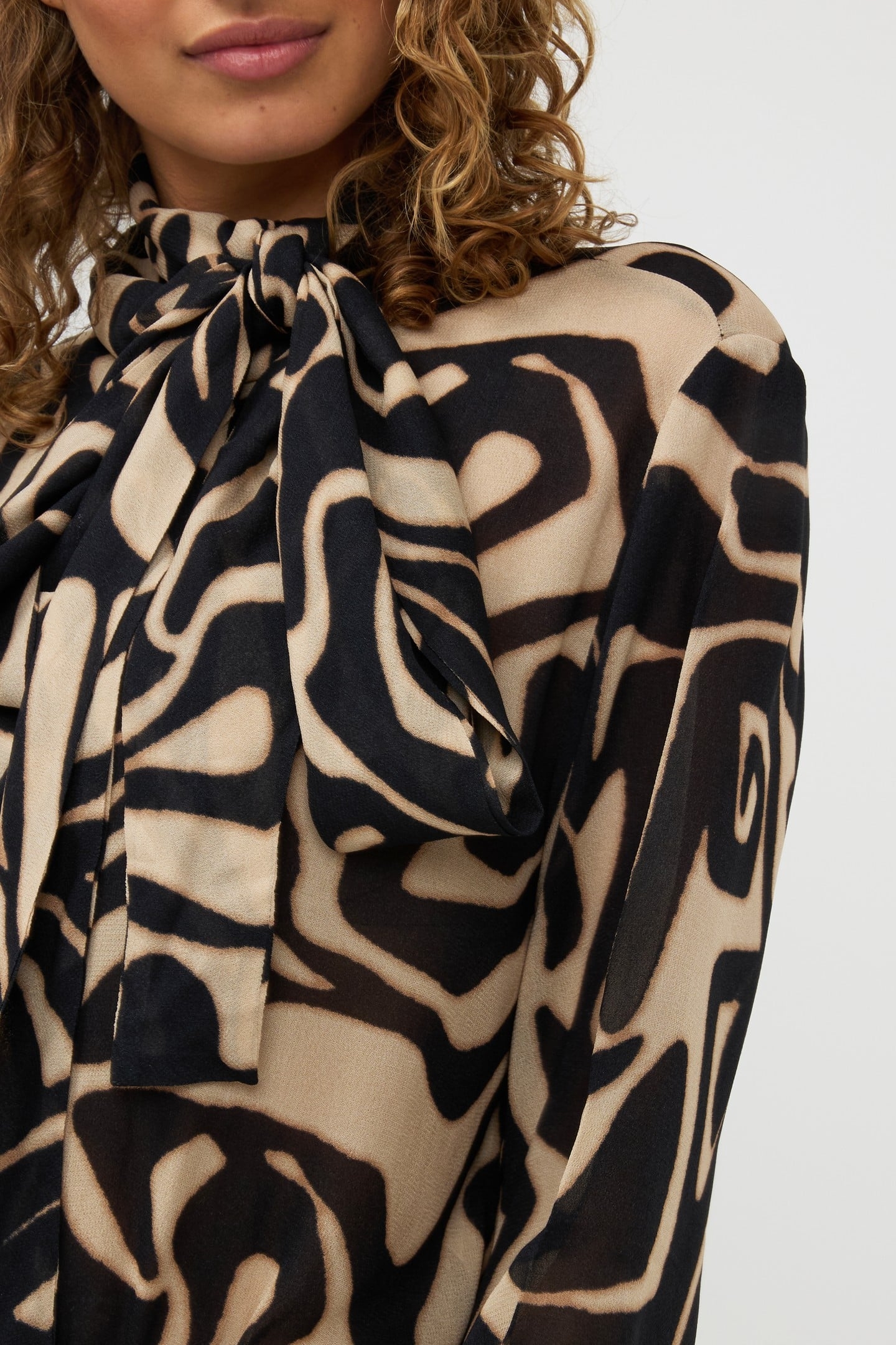 BLOUSE SHAWL COLLAR HARMONY PRINT 6