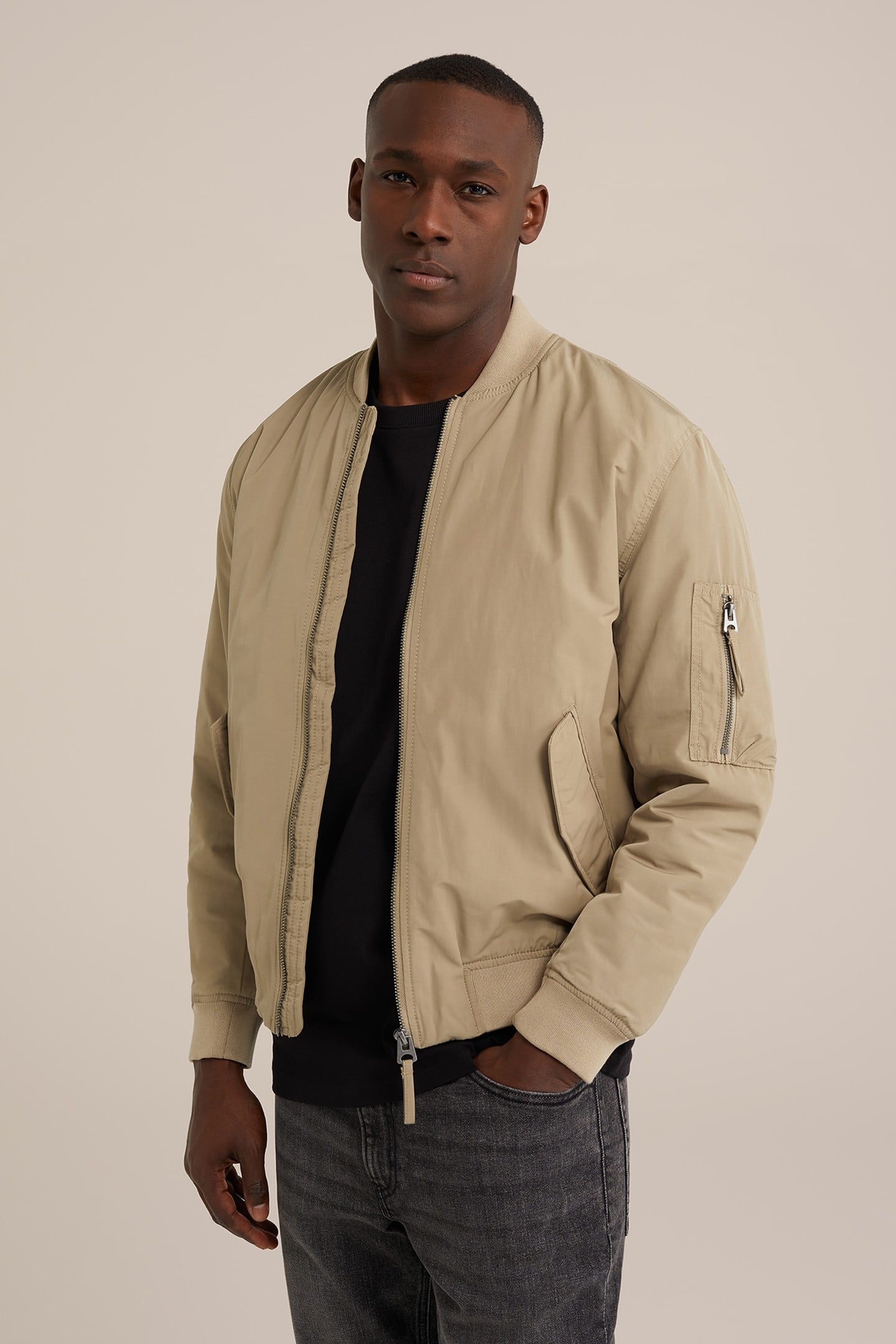 BOMBER BEIGE 1