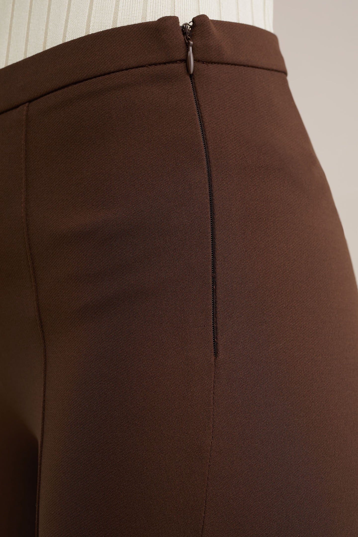 TROUSER DARK BROWN 5
