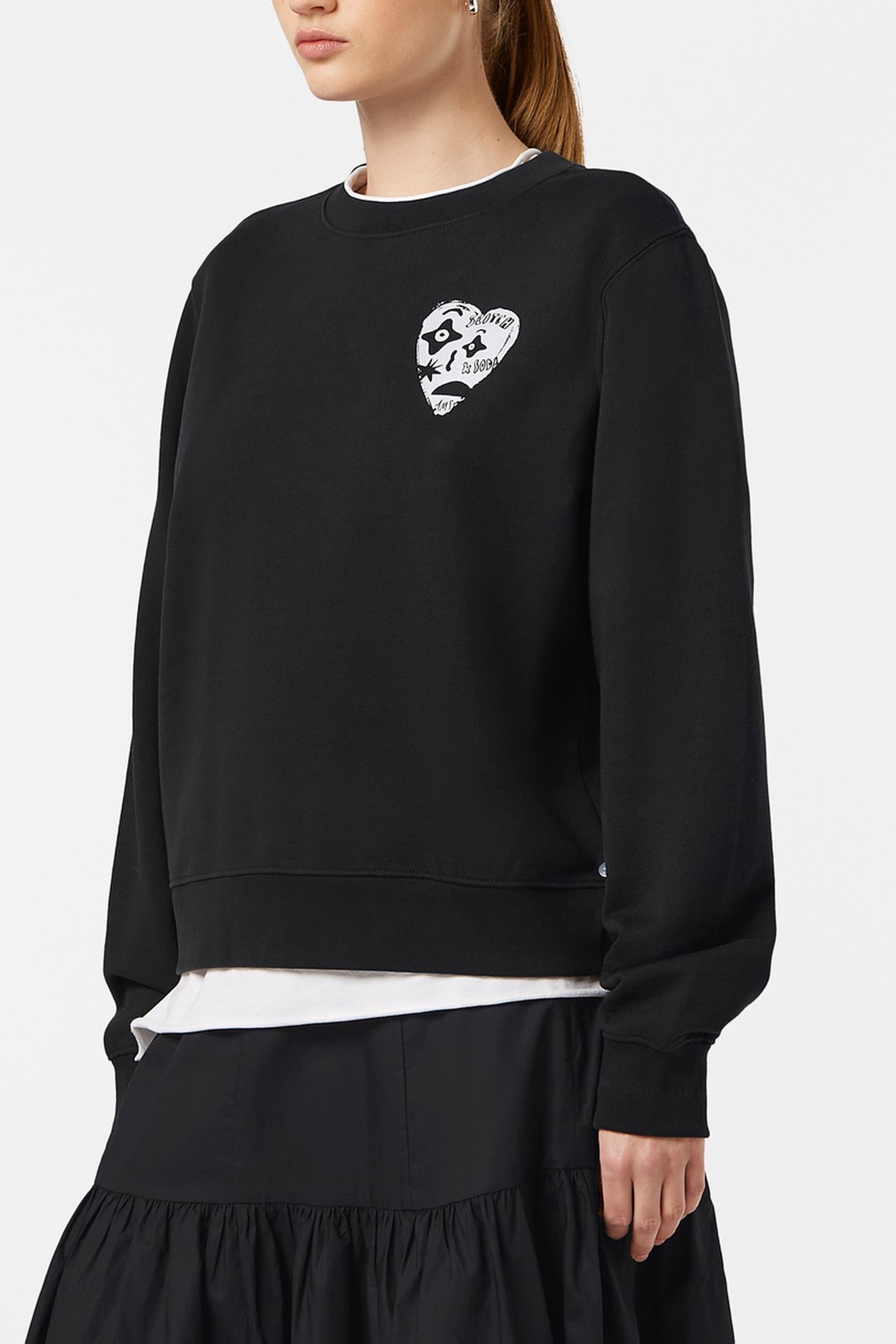 CHEST ARTWORK REGULAR FIT SWEATSHIRT BLACK 2