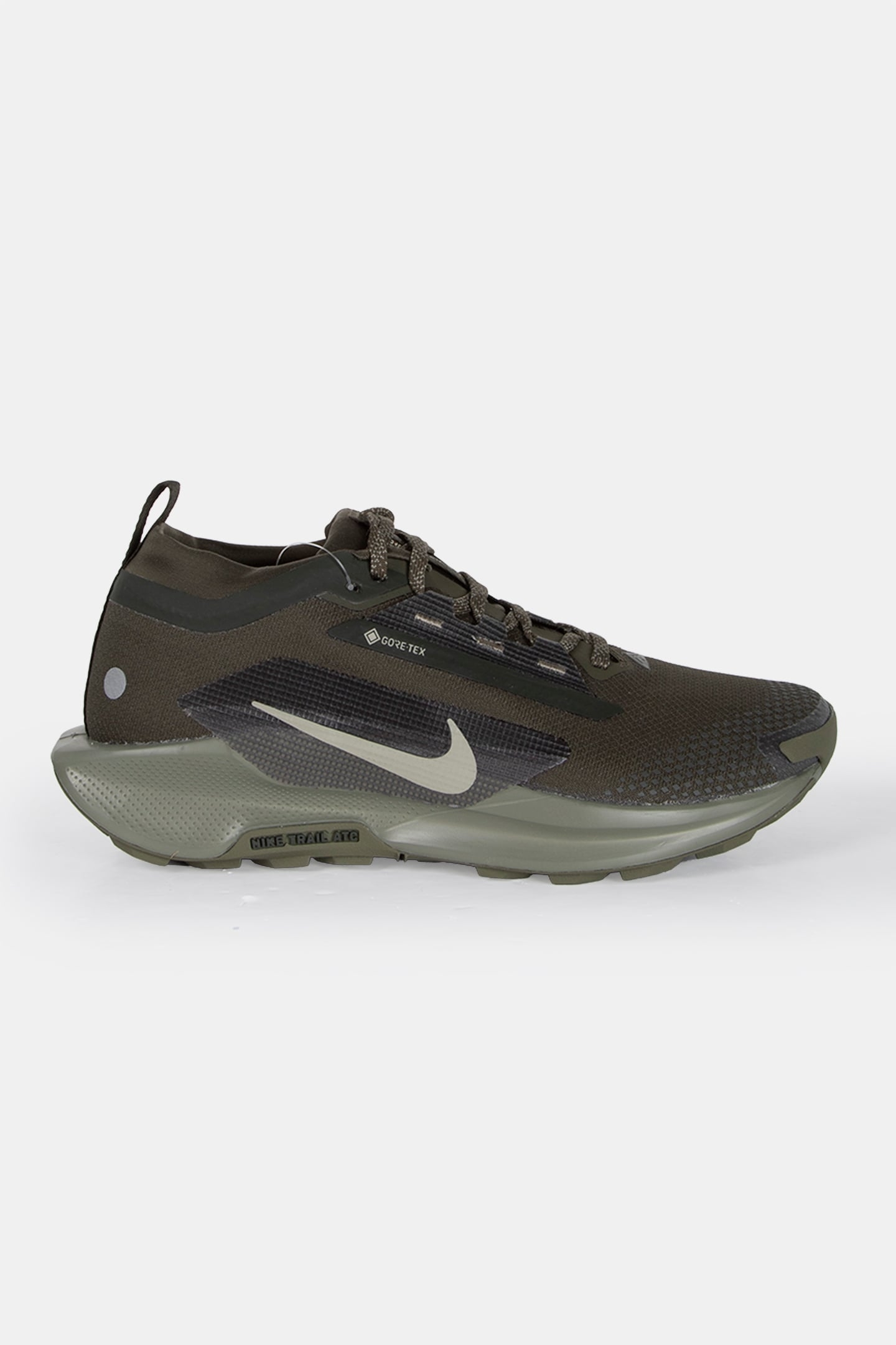 NIKE – PEGASUS TRAIL 5 GORE-TEX 1