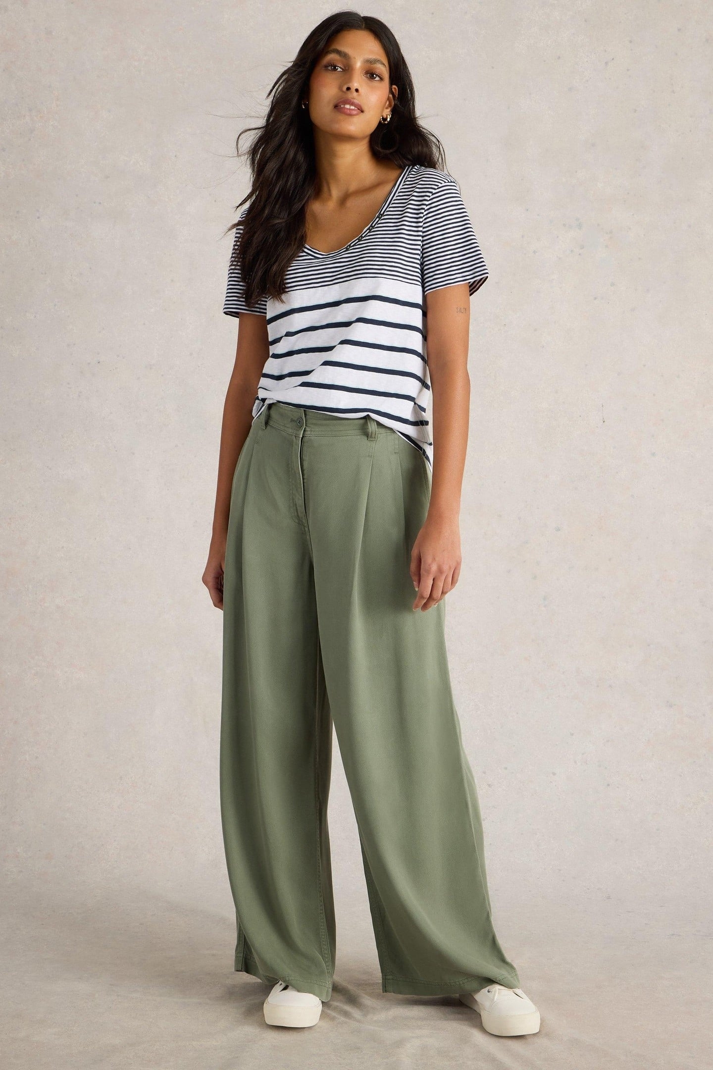 NADIA SHORT SLEEVE TEE NAVY MULTI 2