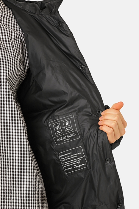 10 WALK05 DOWN JACKET BLACK 5