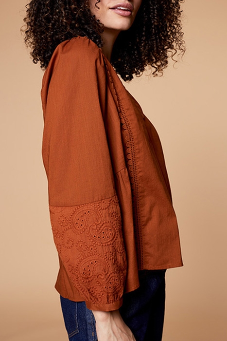 CLOE - CARAMEL BLOUSE WITH EMBROIDERY 3