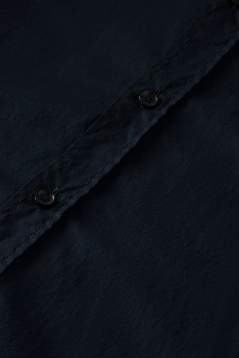 ESSENTIAL - SOLID ORGANIC CO/EA SLIM FIT SHIRT NIGHT 3