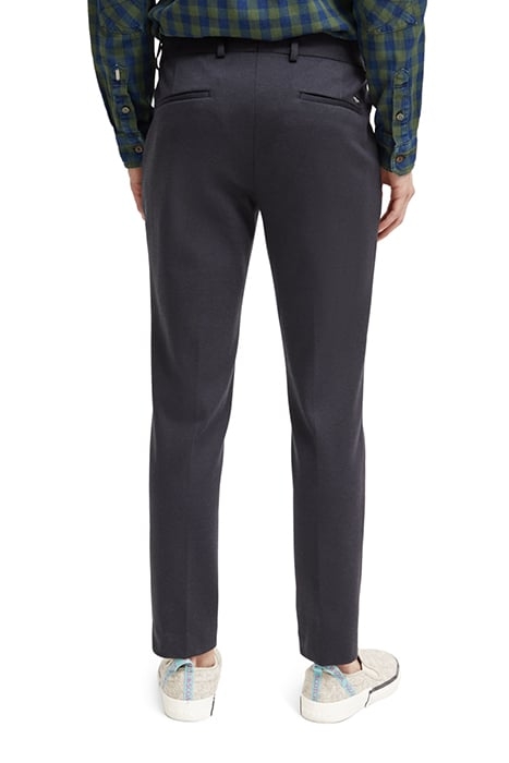 MOTT - SUPER SLIM-FIT YARN-DYED KNITTED CHINO MILITARY HOUND 2