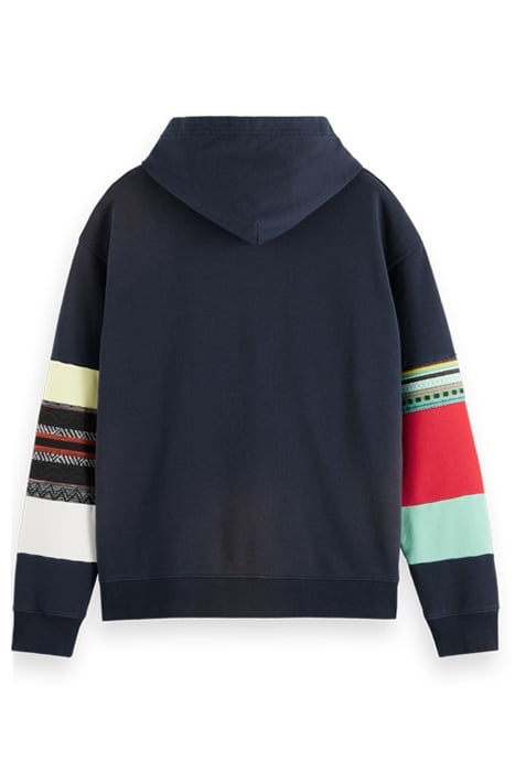 RELAXED FIT CLUB SODA APPLIQUE HOODIE IN ORGANIC COTTON NIGH 5