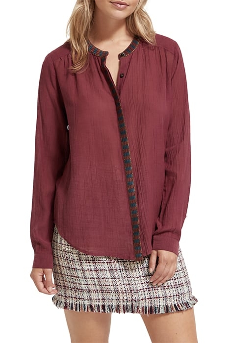 COLLARLESS SHIRT WITH A NECK AND PLACKET TRIM BORDEAUX 1
