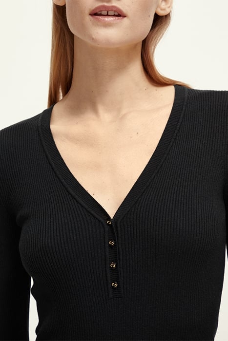 BUTTON DETAIL SKINNY RIB PULLOVER BLACK 6