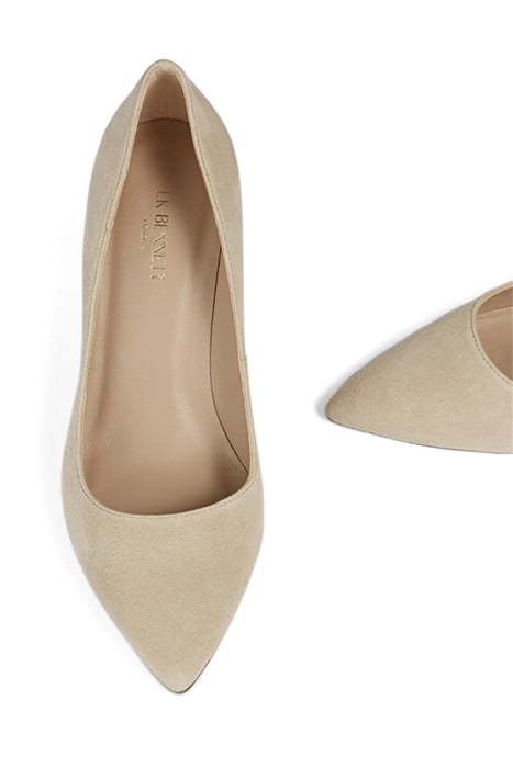 FLORET POINTED PUMP TRENCH 3