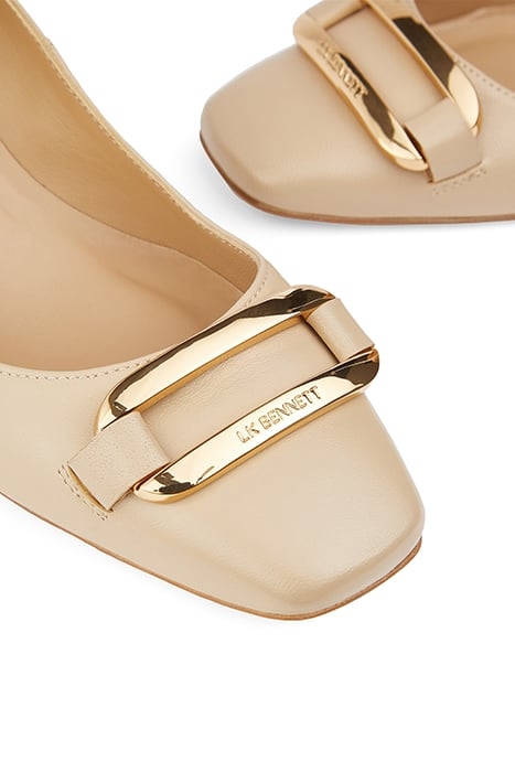 CC CARPELLA SQUARE TOE TR SAND 4