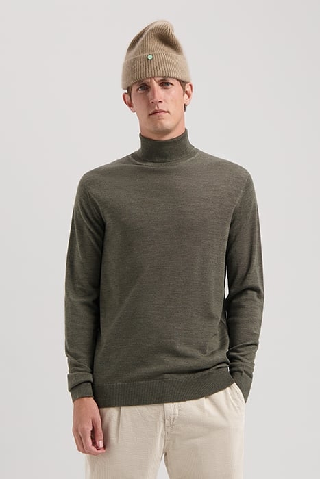 DS_DESTIN TURTLE NECK OLIVE NIGHT 1