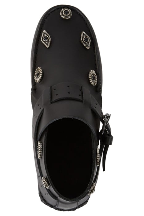 CHAUSSURES EN CUIR AVEC RIVETS EN METAL BLACK 3