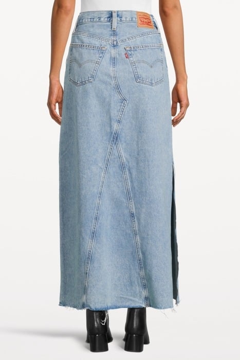 ICONIC DENIM SKIRT BLUE 2