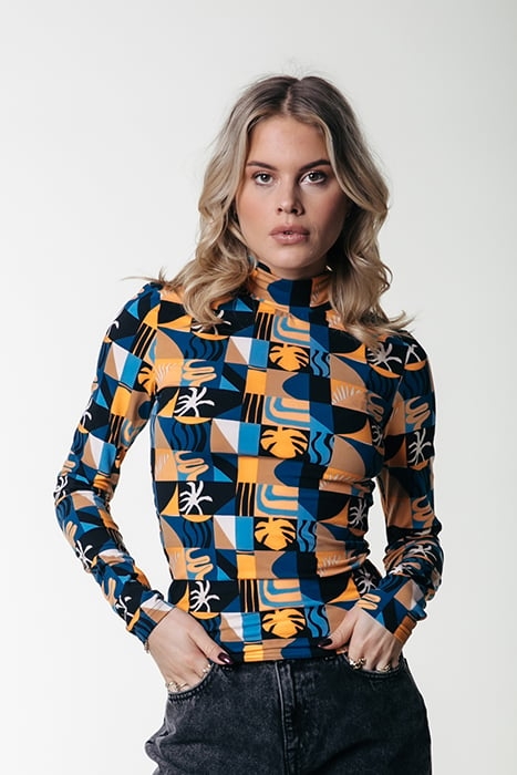 NEYO SMALL SCENERY PEACHED TURTLENECK TOP TANGERINE 1