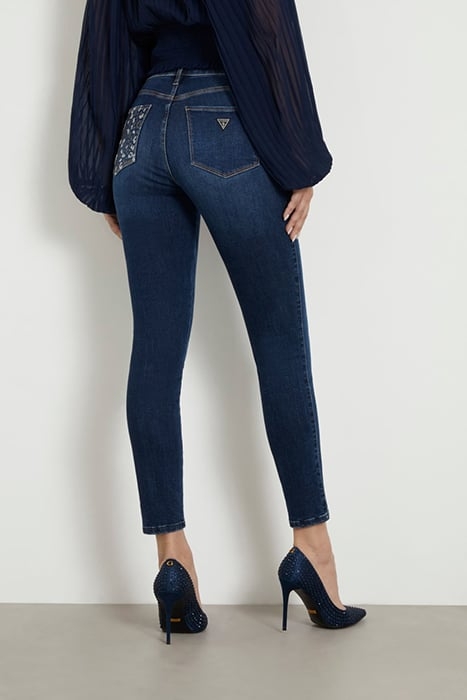 SEXY CURVE CARRIE DARK. 2