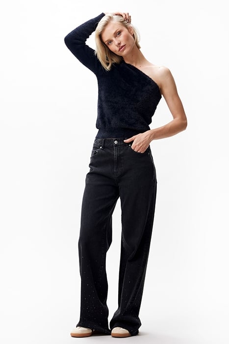 ASYMMETRIC FUZZY KNIT BLACK 2