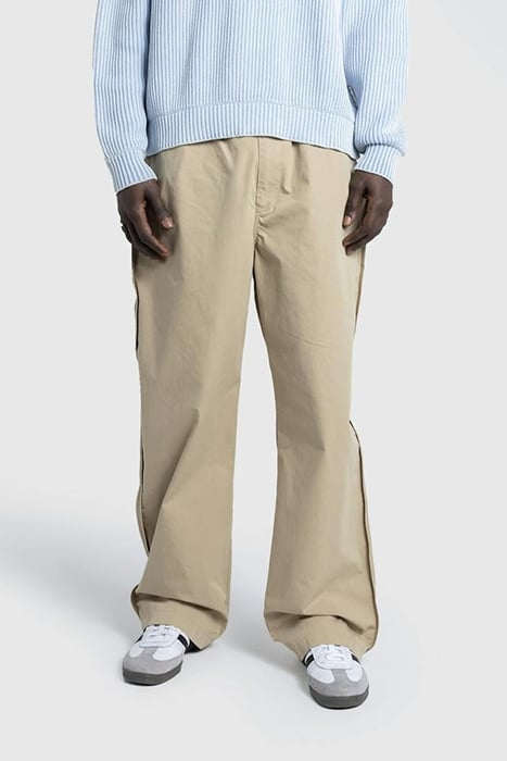 HIGHSNOBIETY HS05 – BRUSHED REVERSE PIPING TROUSER BEIGE 1