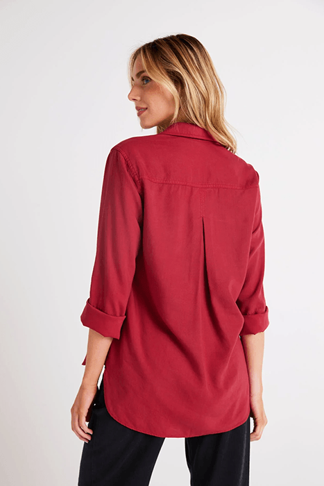 SHIRT TAIL BUTTON DOWN RUBY RED 2