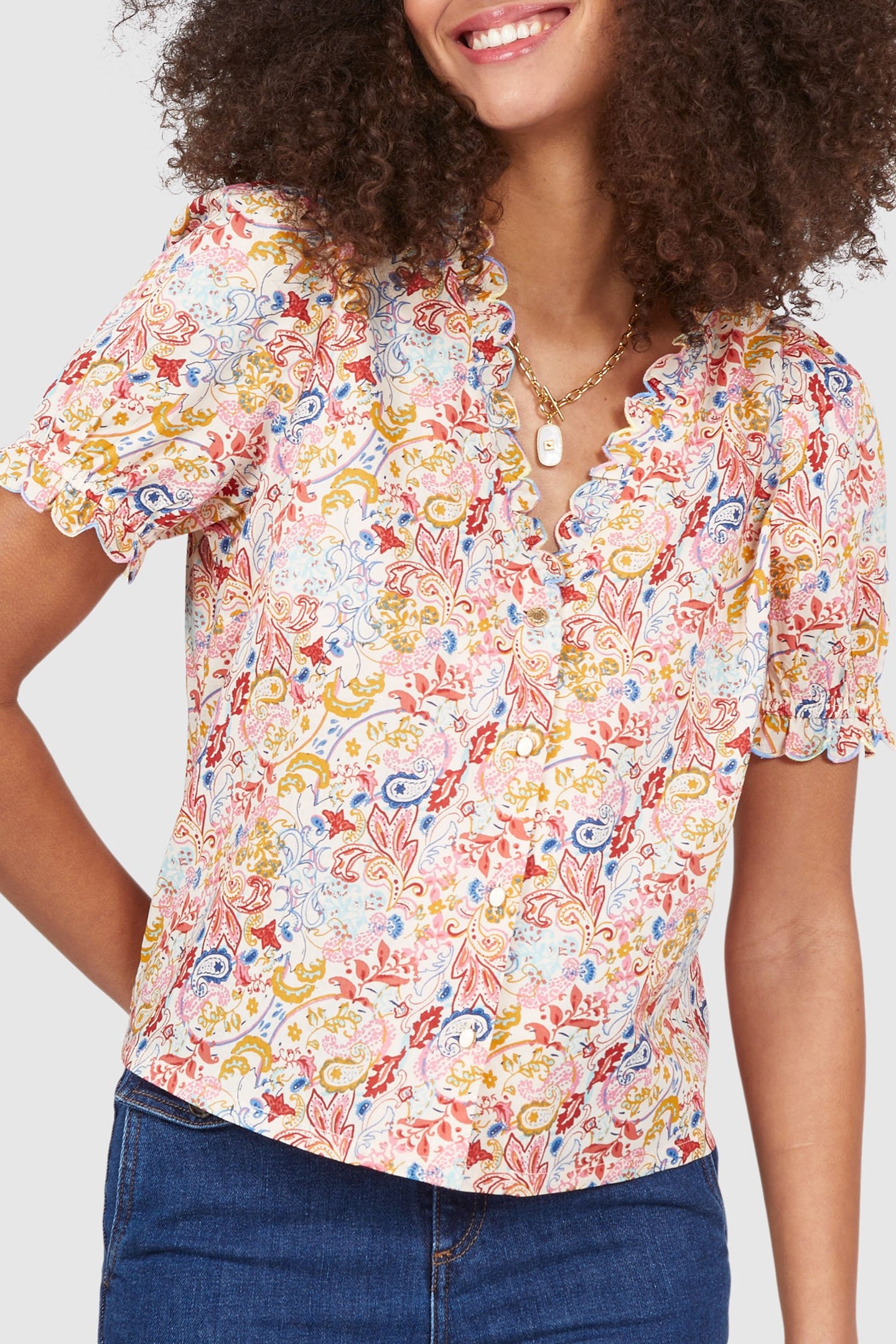 WHITE TOP WITH SEASIDE PAISLEY PRINT 4