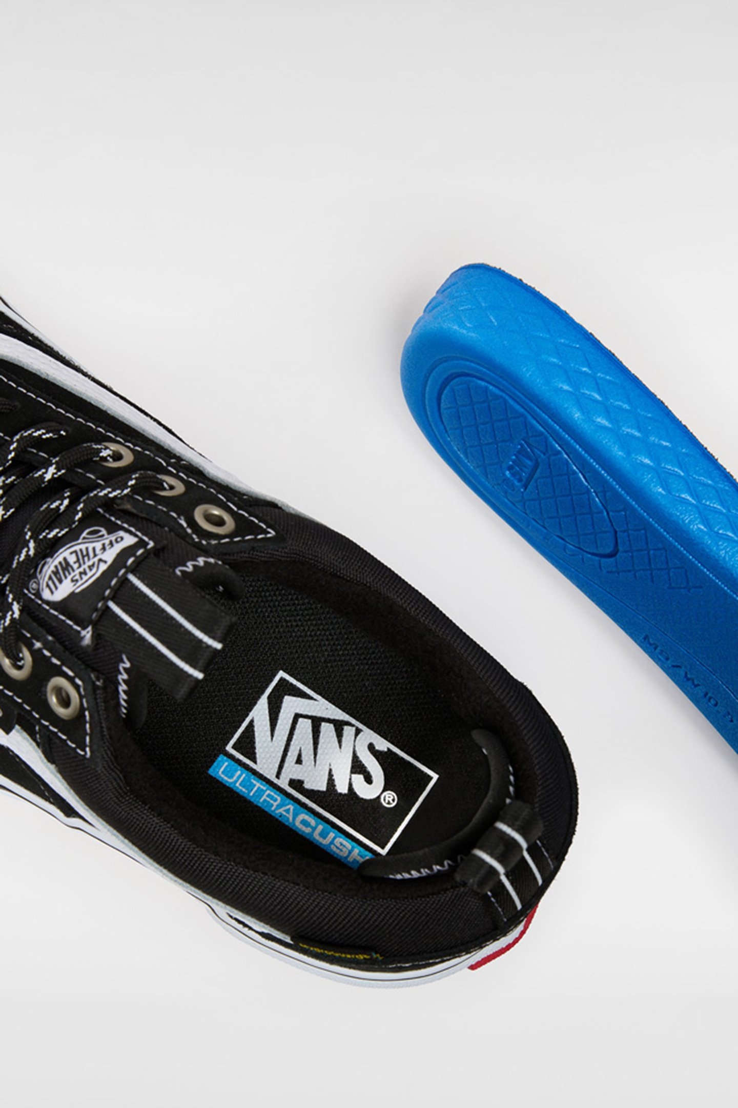 MTE OLD SKOOL WATERPROOF BLACK/WHITE 5