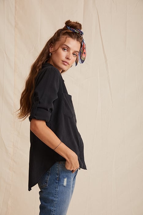 SPLIT BACK BUTTON DOWN VINTAGE BLACK 2