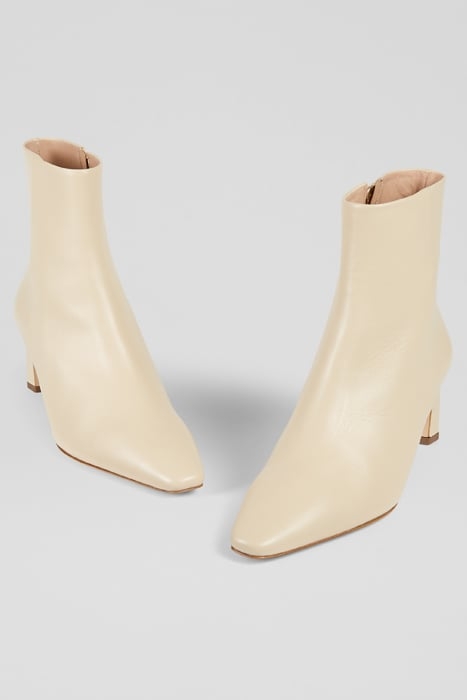 MARGAUX BLUNT BOOTS SAND 5
