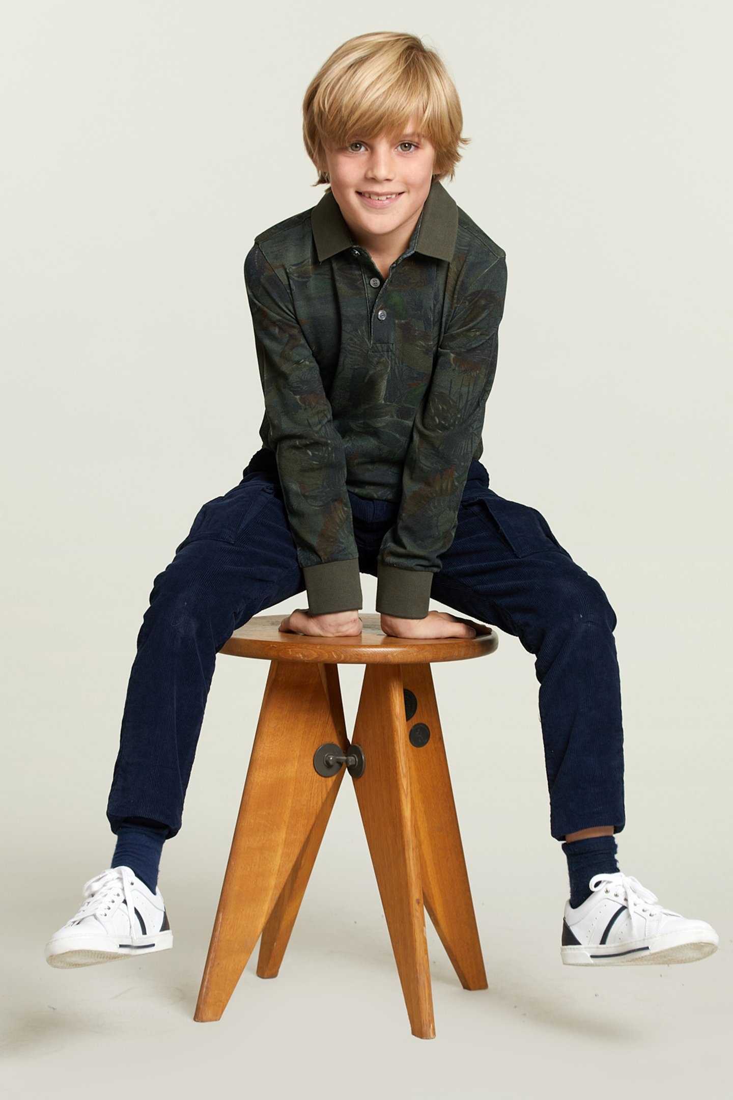 FLORAL POLO LONG SLEEVES KHAKI 4