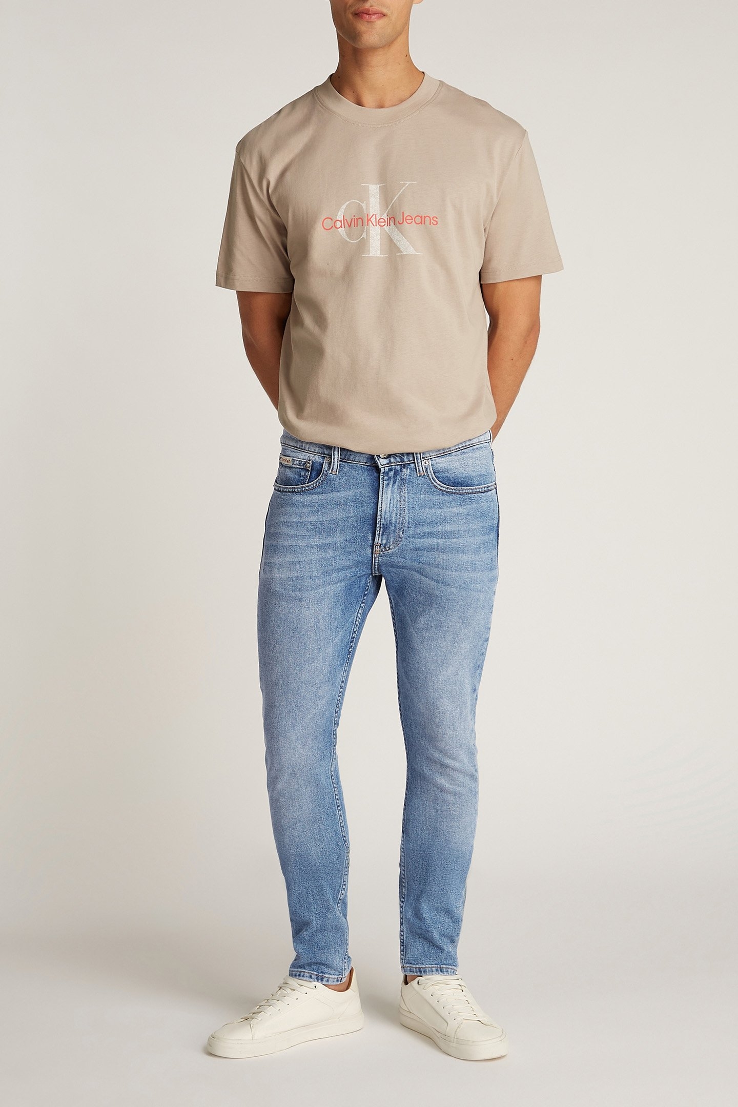 SLIM TAPER JEANS DENIM LIGHT 3