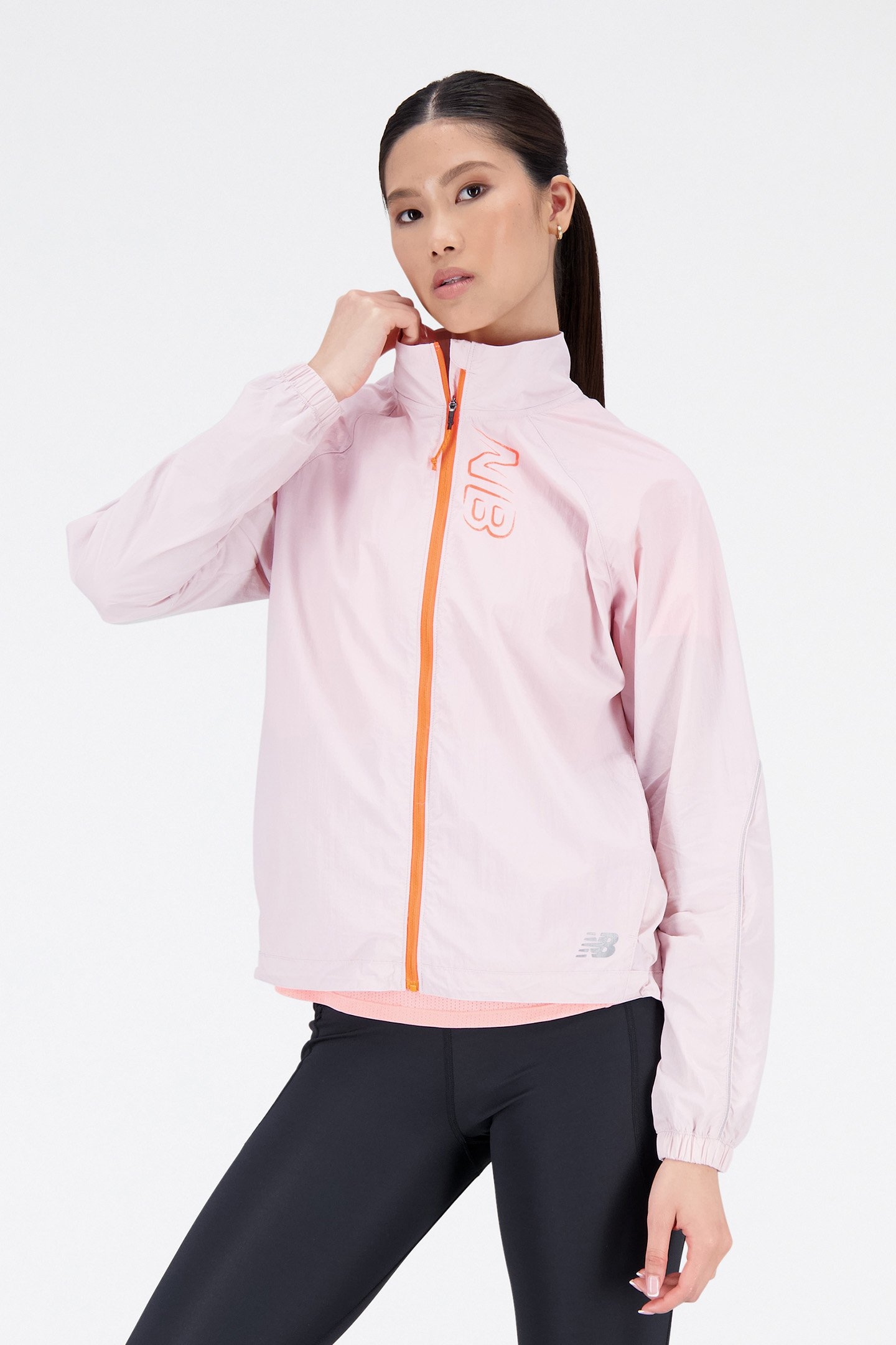RUN LIGHT PACK JACKET IN PINK 3