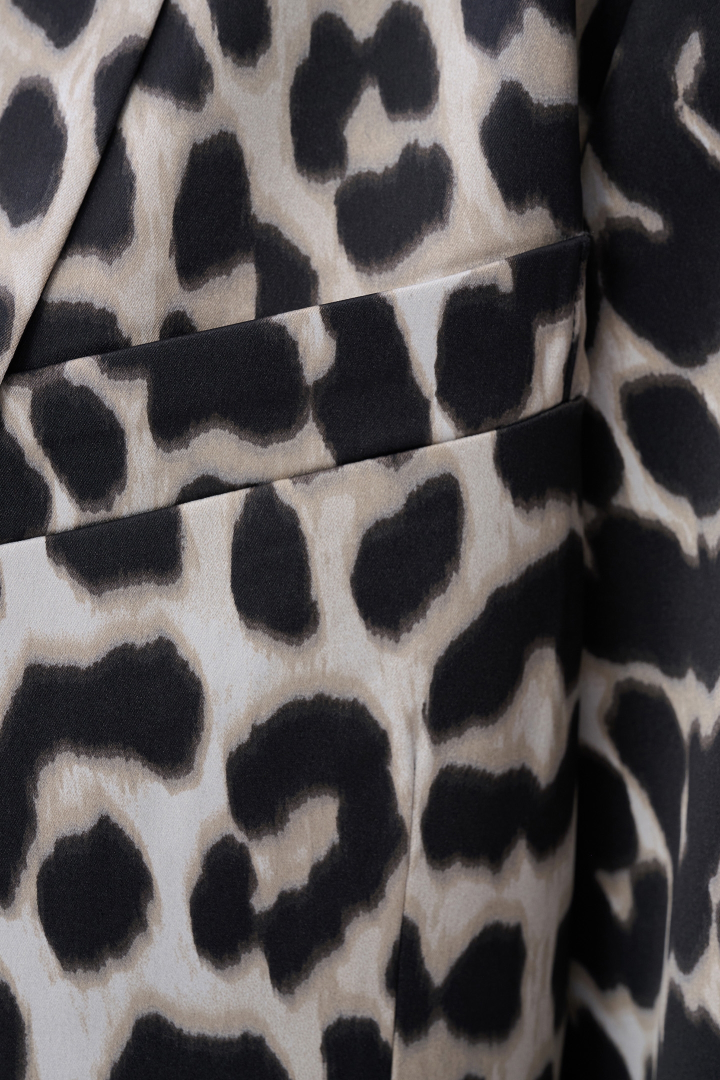 LA-SBBIG LEOPARD BLAZER GREY 7