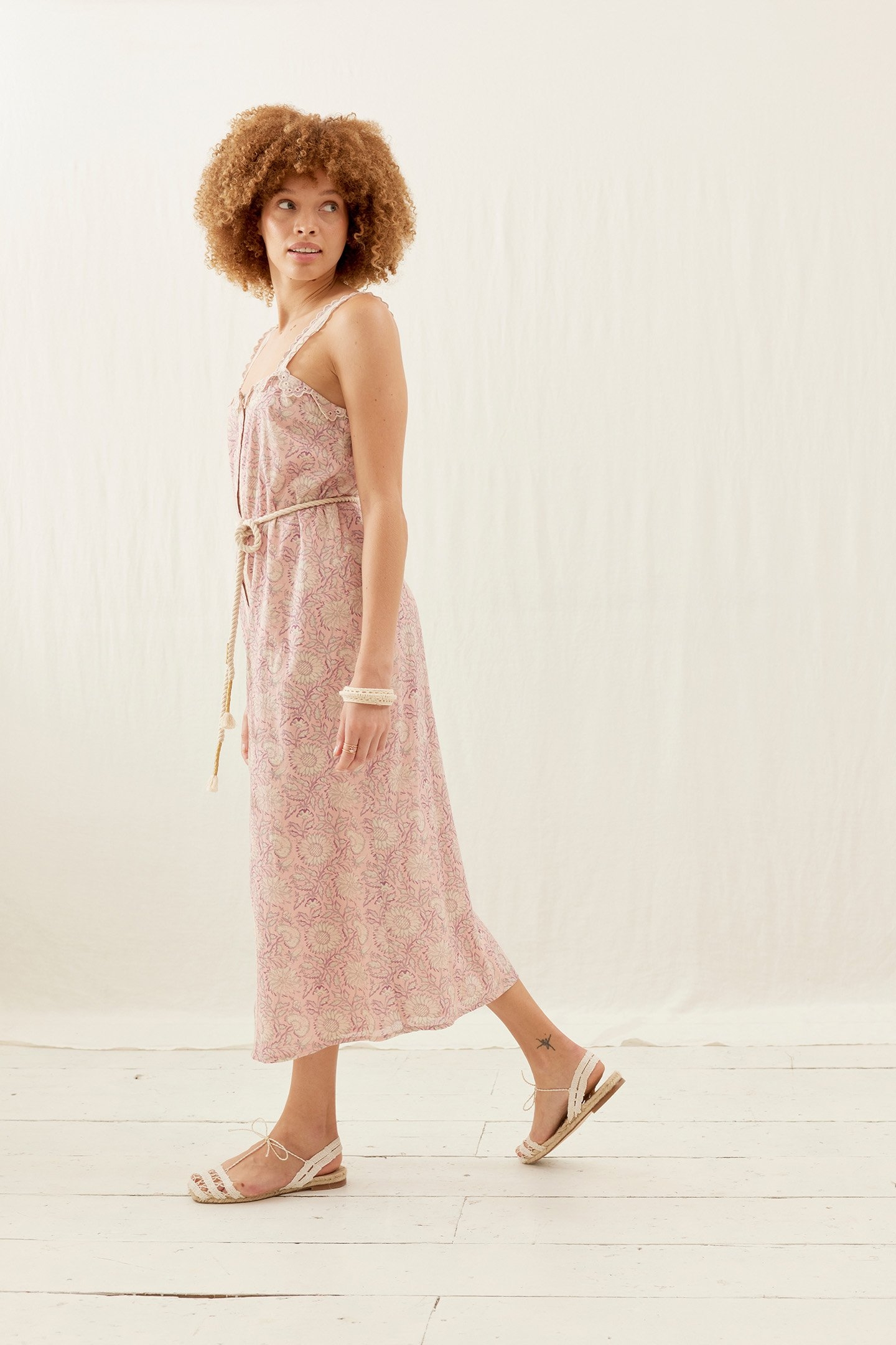 DRESS GUANANINA PINK DAISY GARDEN 3