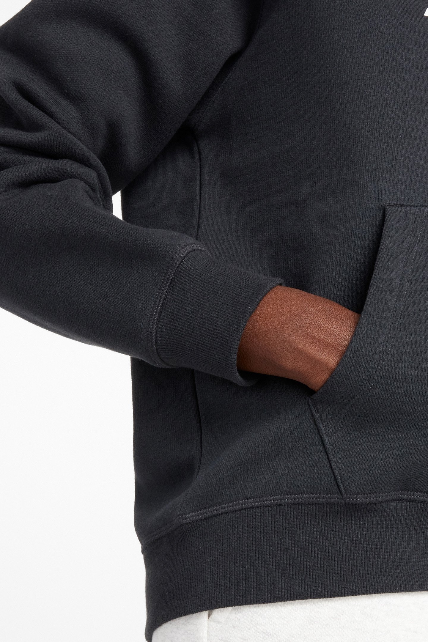 NB LOGO HOODIE IN BLACK 5